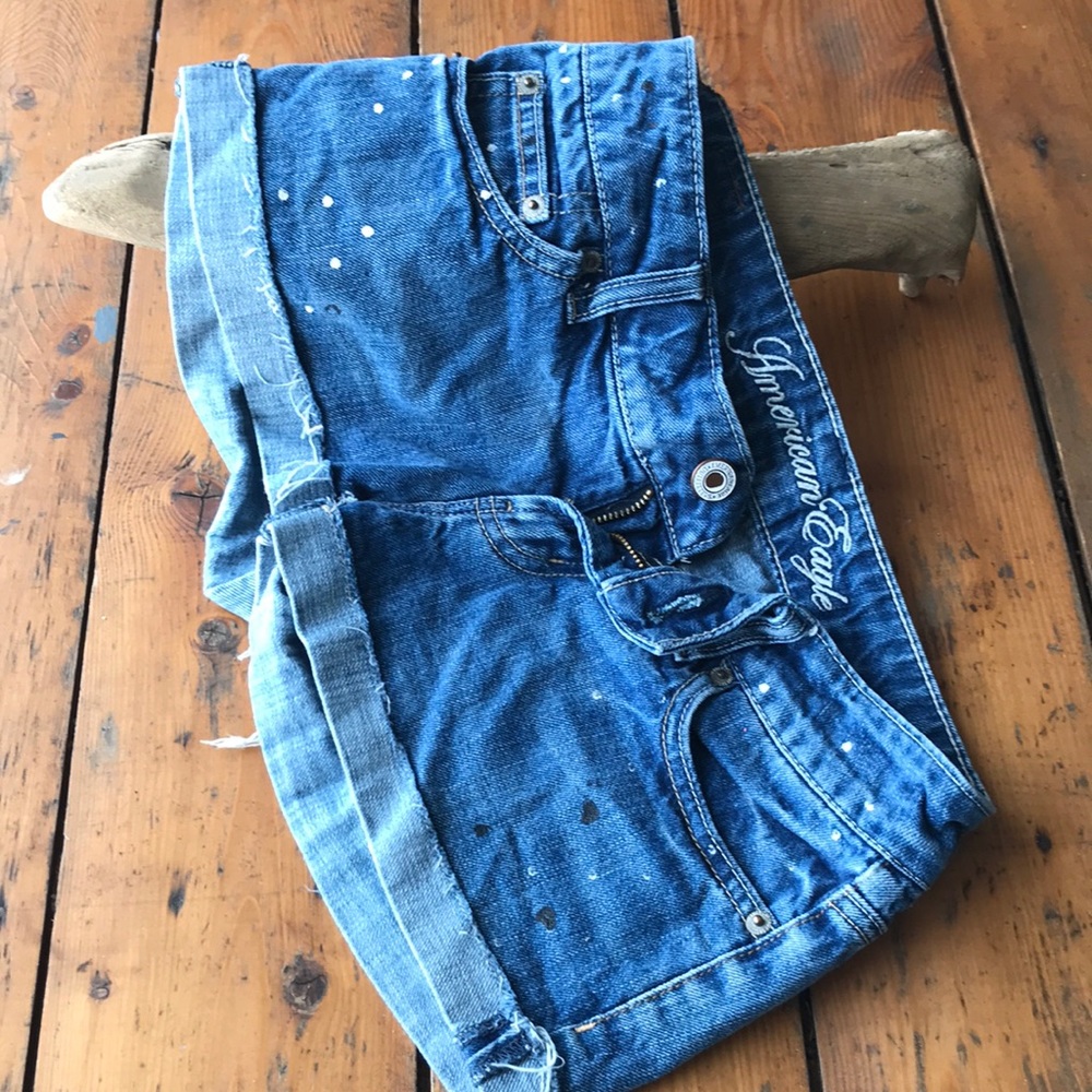 - American Eagle Shorts.